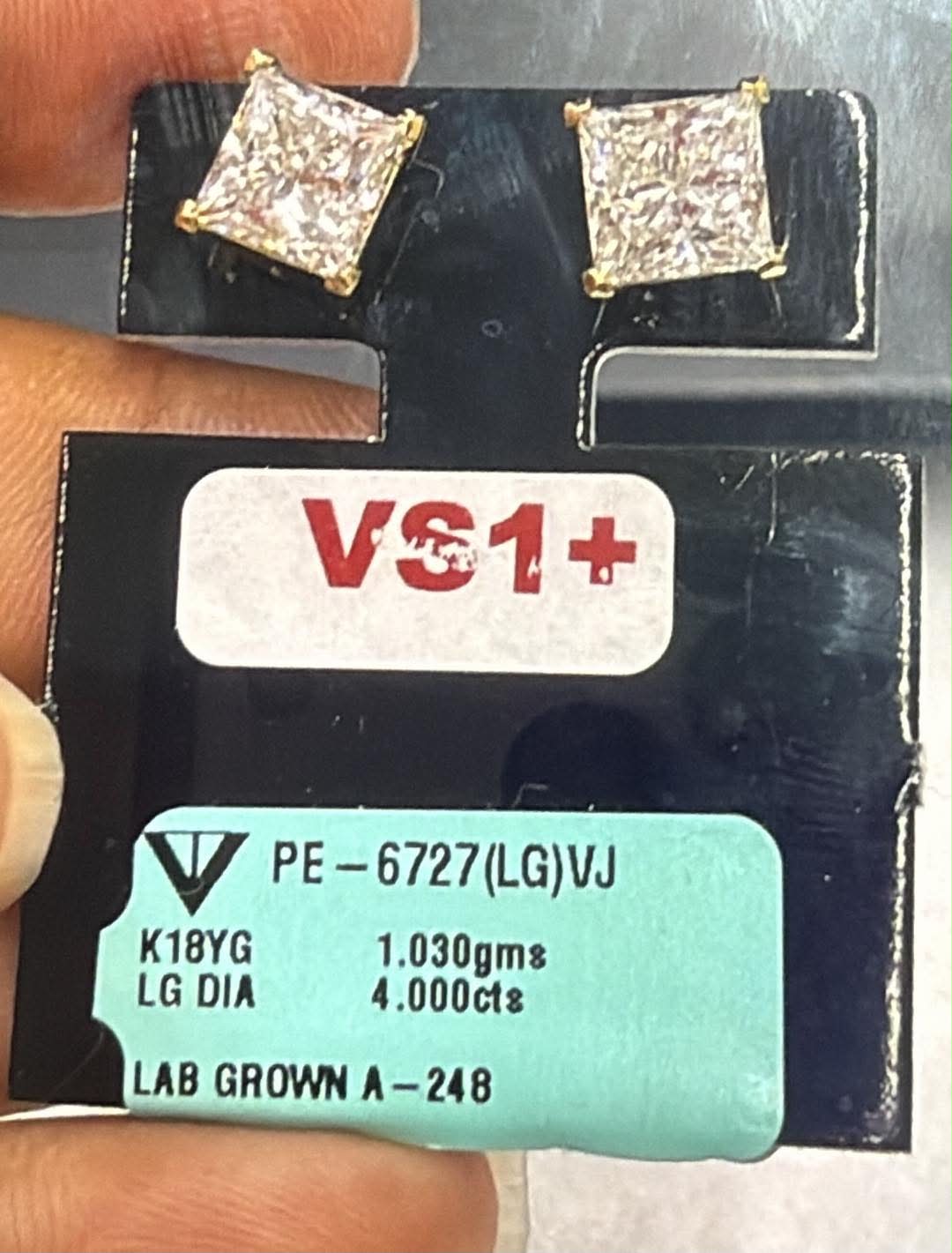 K18YG Earring